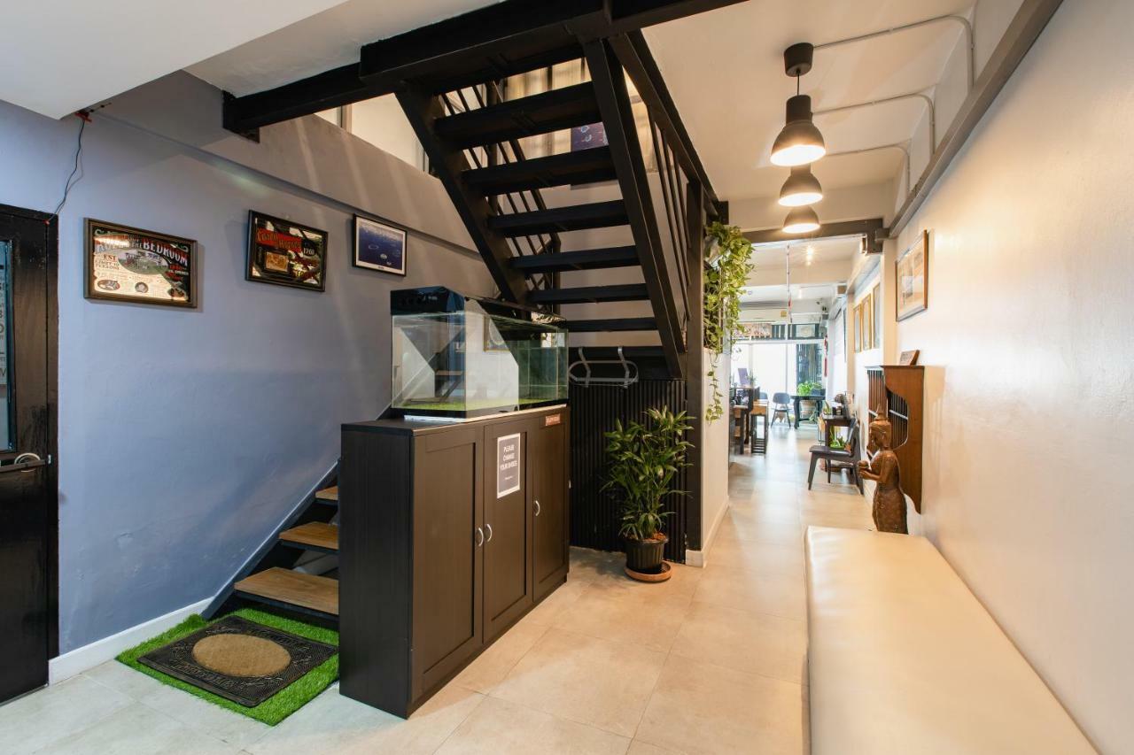Every Surawong Bangkok Exterior foto